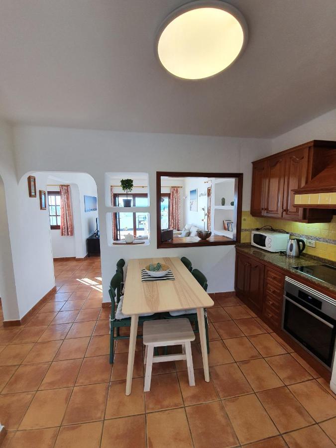 2 Bedroom Villa 'The Bungalow' With Private Heated Pool. Puerto del Carmen  Buitenkant foto