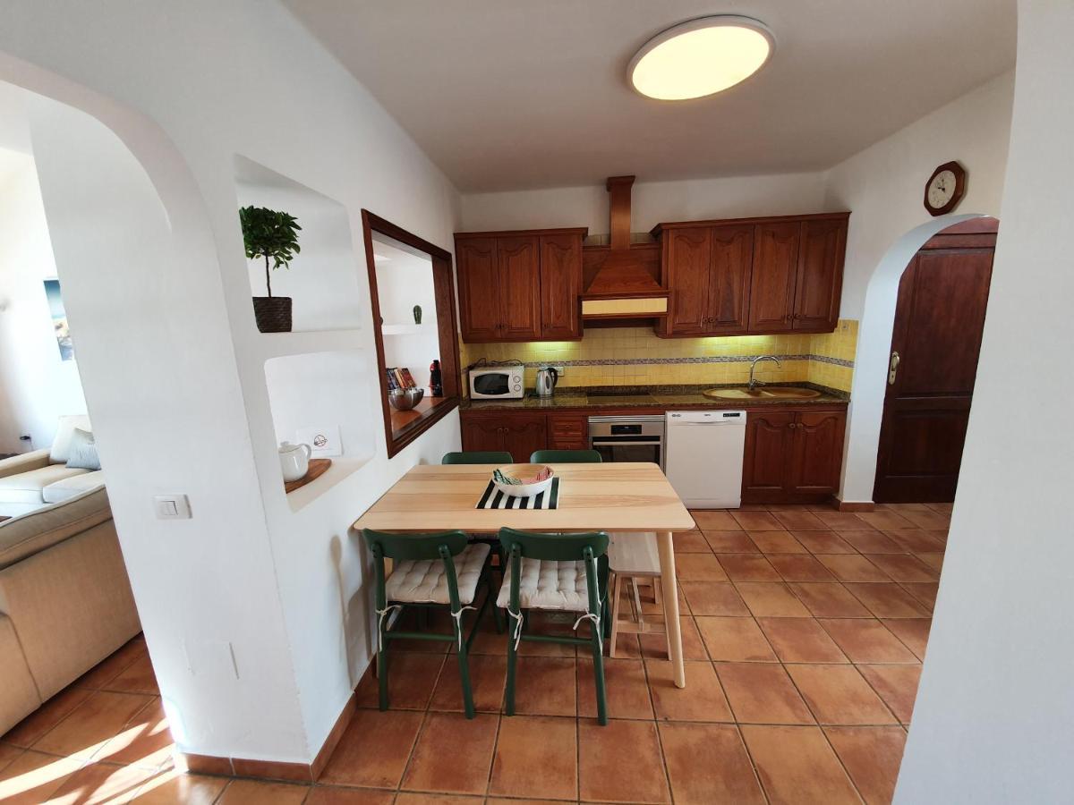 2 Bedroom Villa 'The Bungalow' With Private Heated Pool. Puerto del Carmen  Buitenkant foto