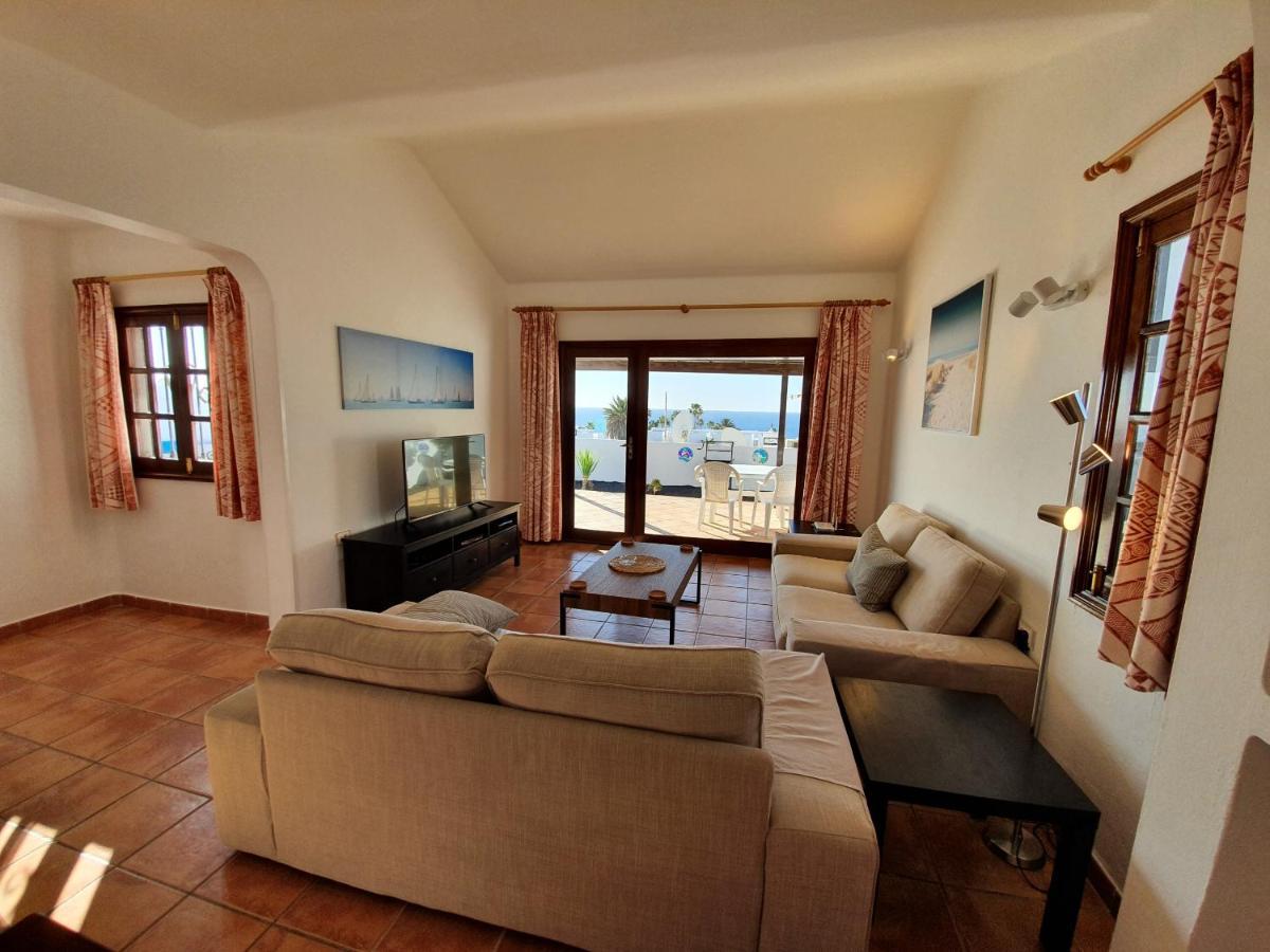 2 Bedroom Villa 'The Bungalow' With Private Heated Pool. Puerto del Carmen  Buitenkant foto